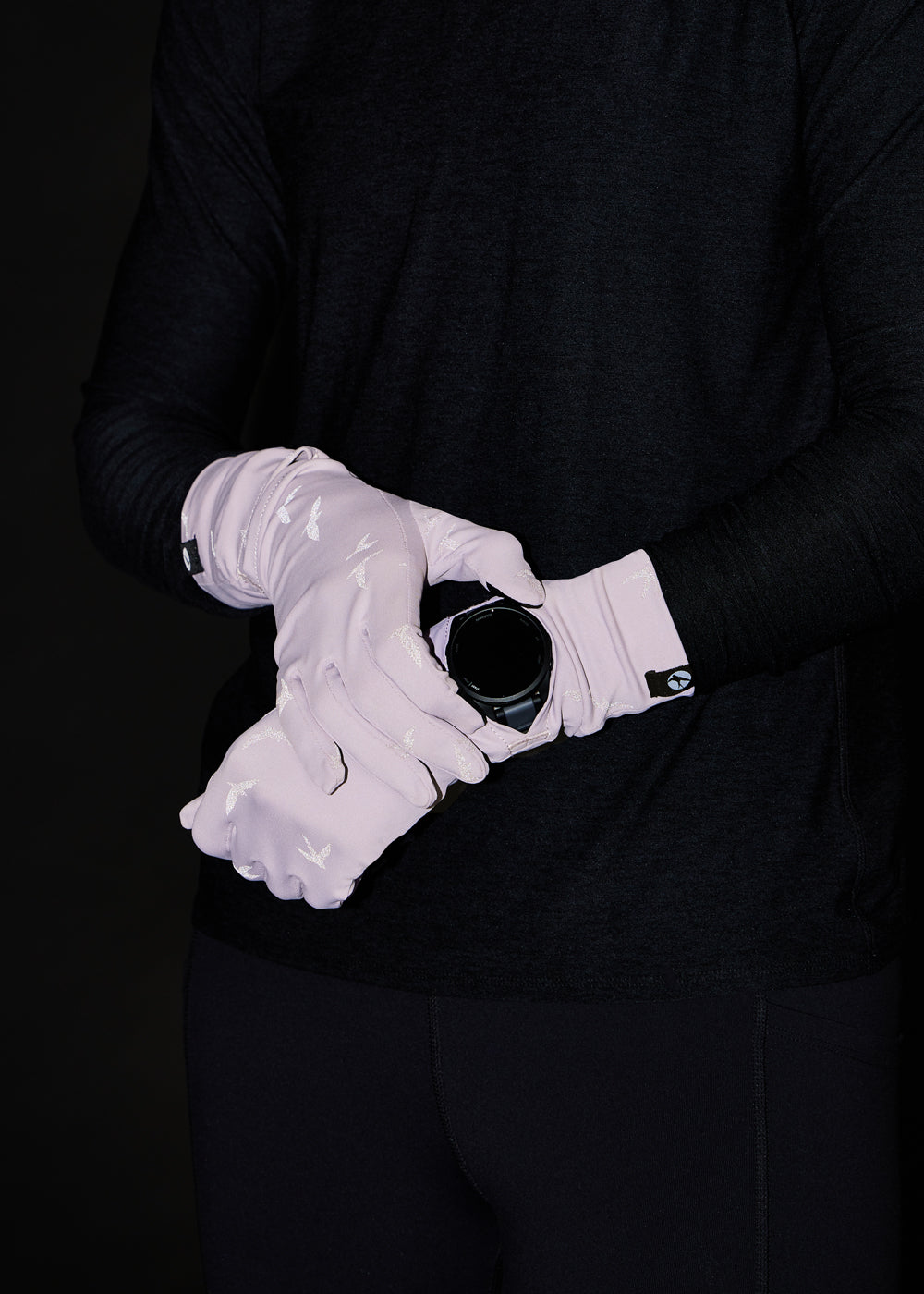 Firecracker Watch Window Running Gloves in Lavender purple, reflective view