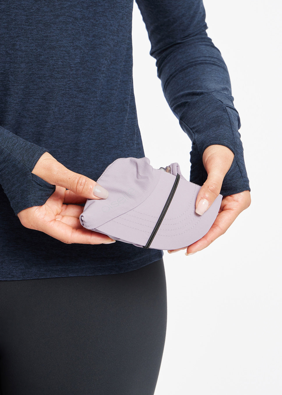 Foldable Roga Running Cap in light purple, foldable detail view