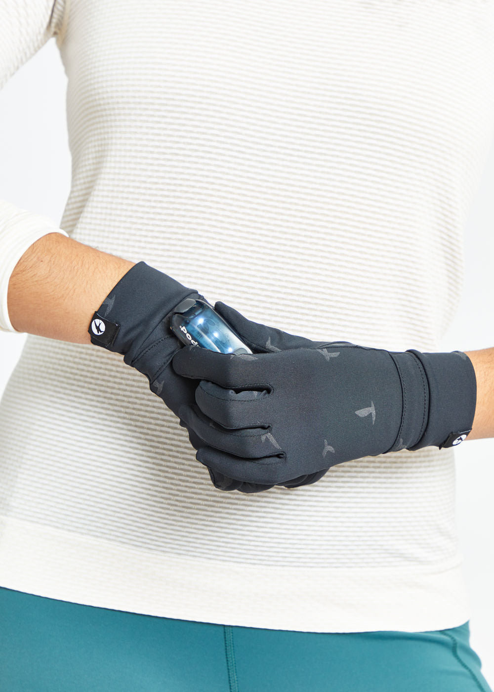 Firecracker Reflective Running Gloves in Black, with a loop for a light