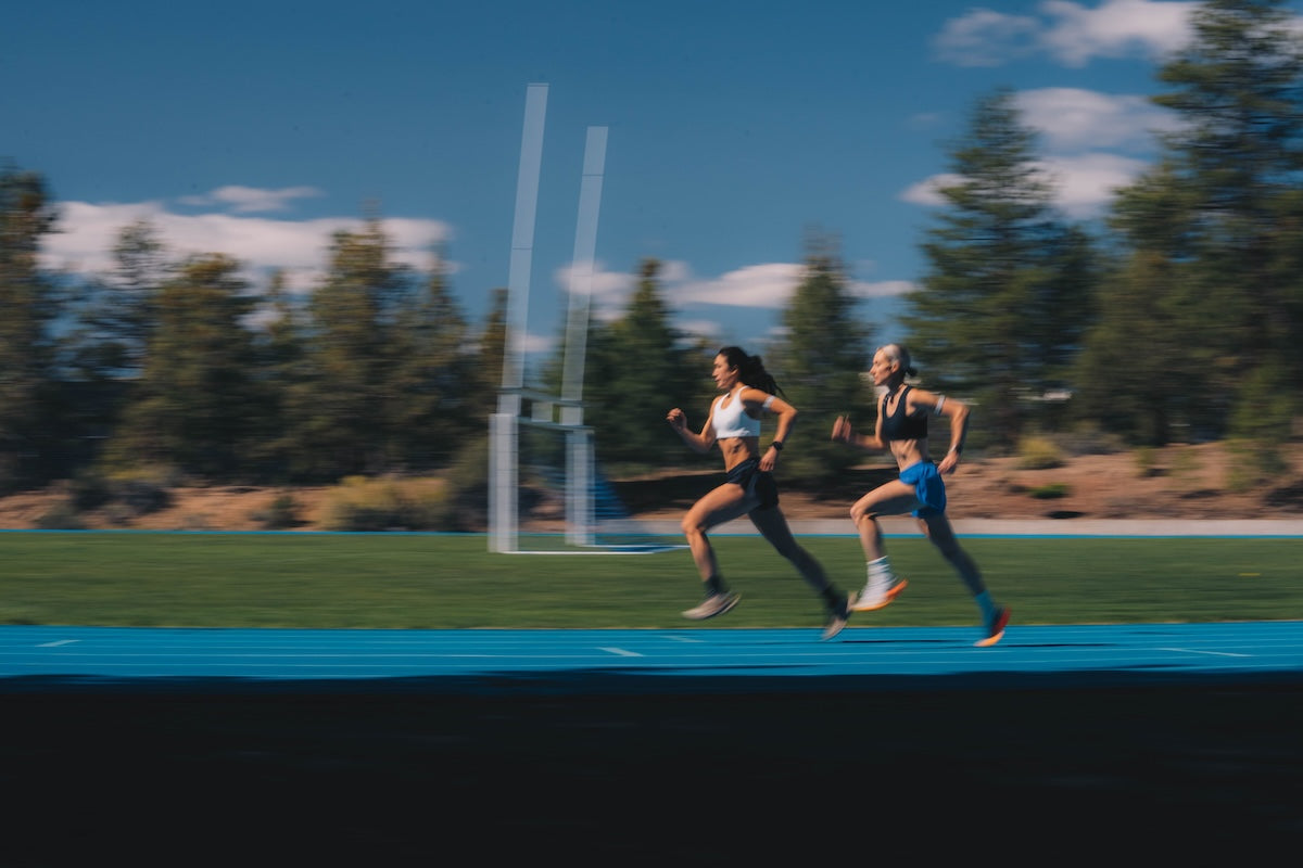 Lux Mock Neck – OISELLE