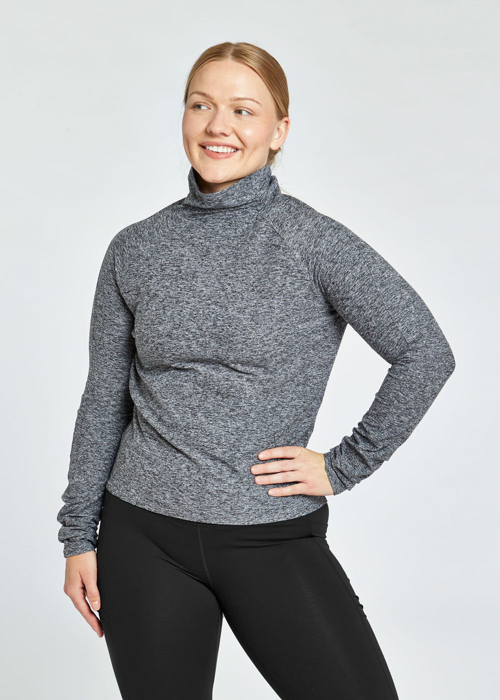 Lux Mile One Pullover – OISELLE