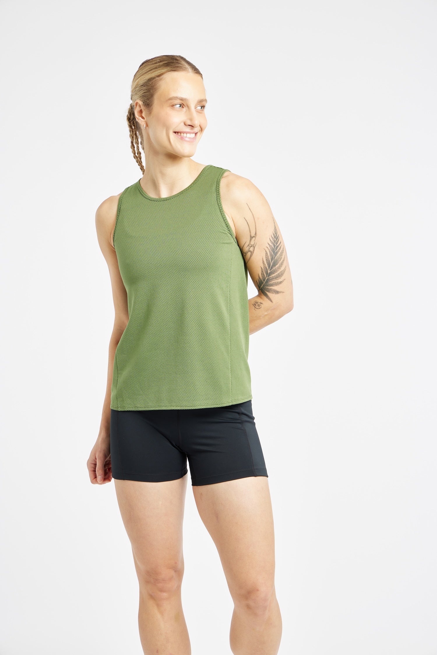 Flyout Trail Tank-zoom-27