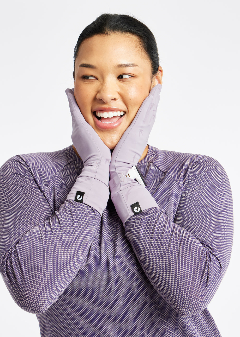 Firecracker Watch Window Running Gloves in Lavender purple, detail view