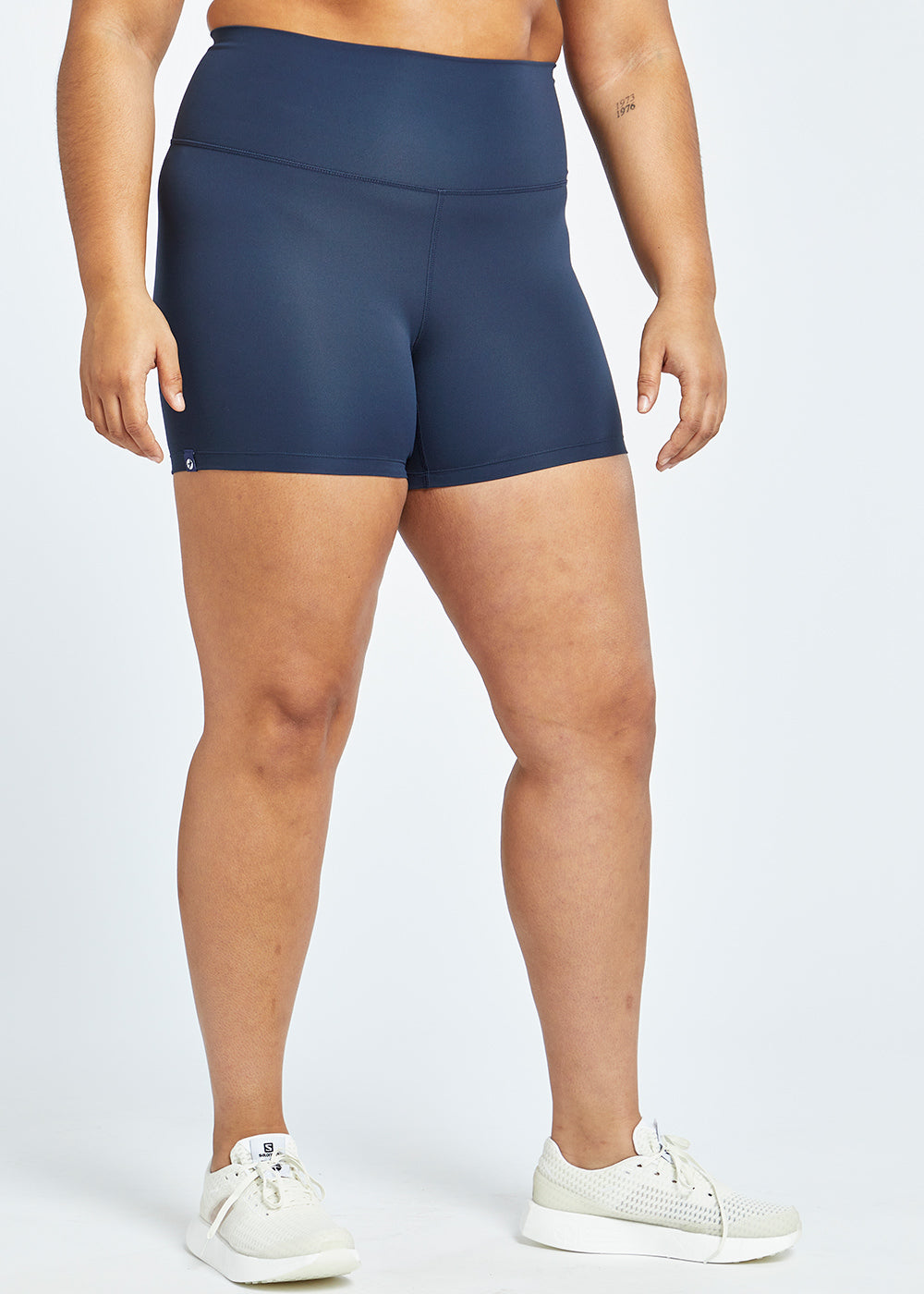 Essential Bird 5&quot; Compression Shorts in Ink Blue, front